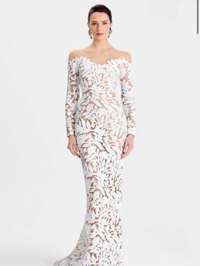 NEW IN BOX - NADINE MERABI White Off-Shoulder Long Sleeve Lace Gown NWT